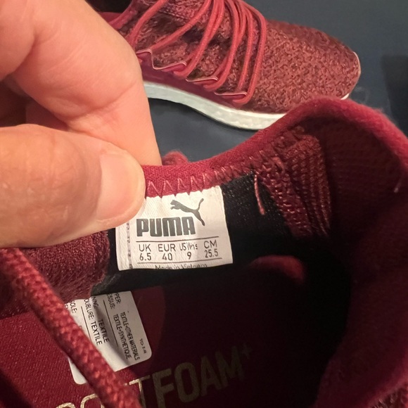Puma NEW Nrgy Neko Knit sneakers size 9 maroon color - Picture 7 of 10